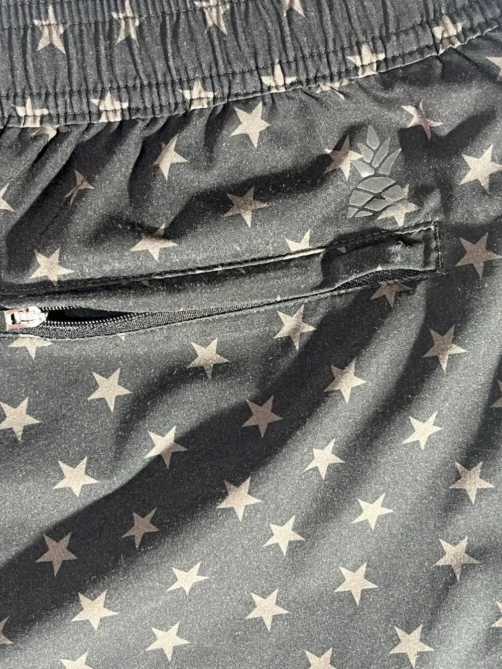 Chubbies Men’s XL 7 Inch Inseam Star Print Elastic Waist Swim Trunks